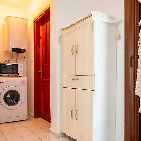 Refreshing Flat Near Beach With Balcony In Bodrum *